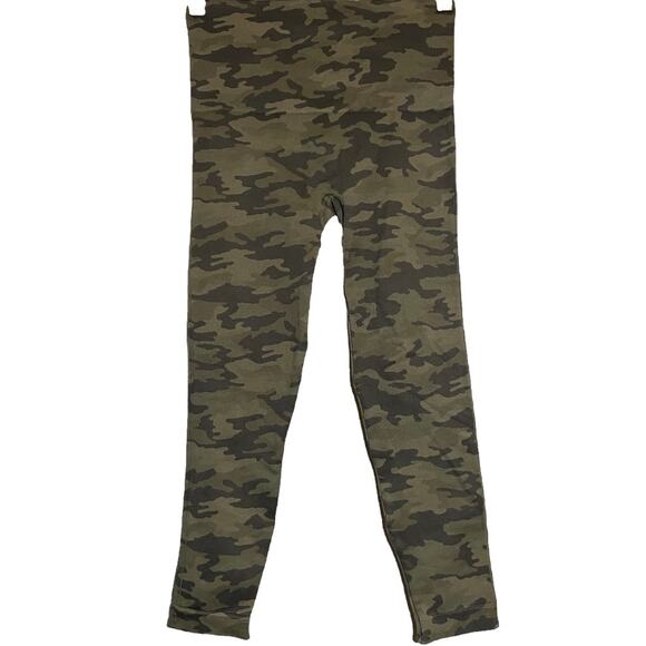 SPANX Look at Me Now Leggings Seamless Cropped High Waisted Army Camo Print S - Picture 2 of 5